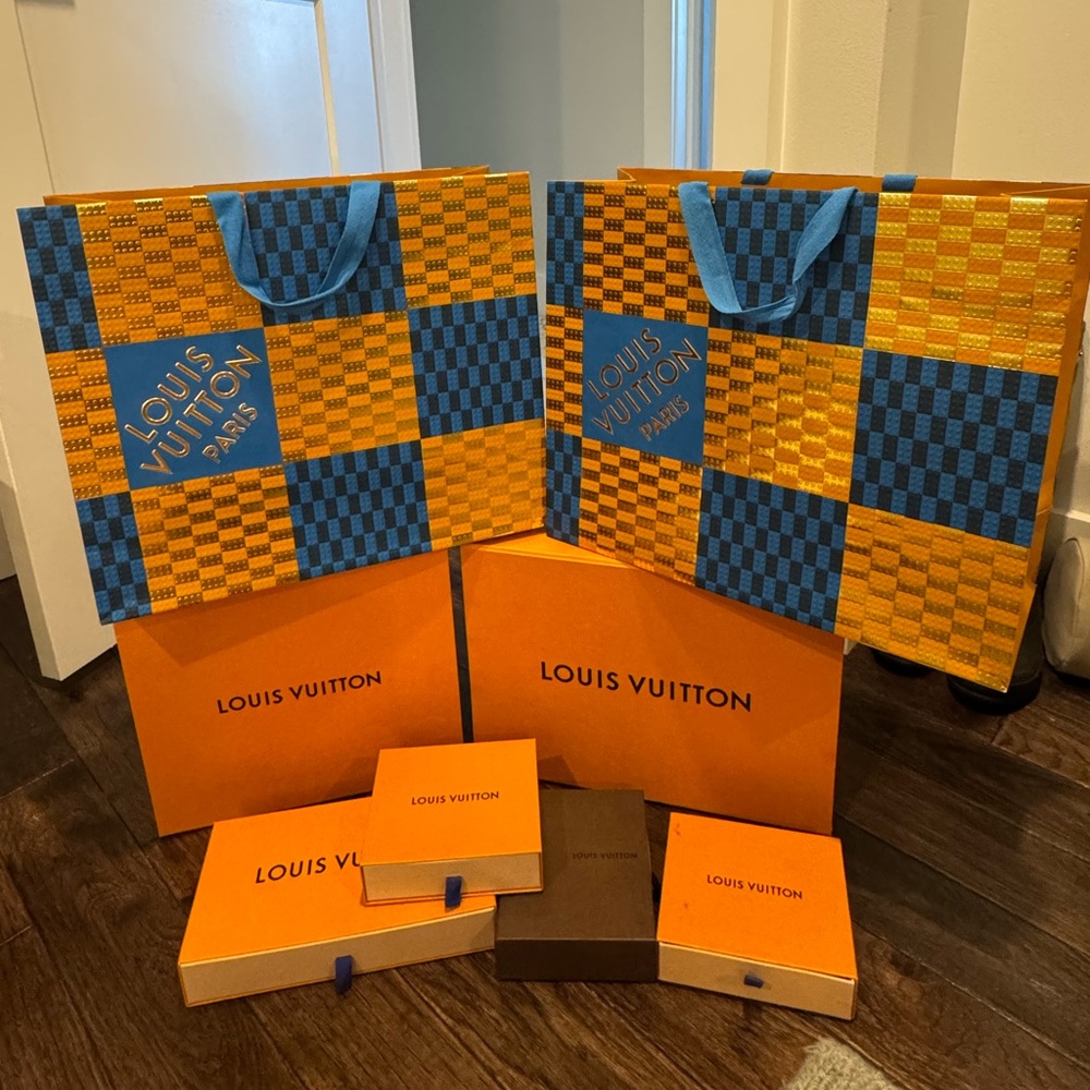 Louis Vuitton Orange and Blue Checkered Gift Set